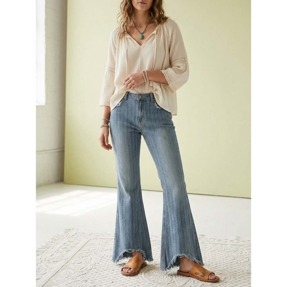 POL Striped Raw Step Hem Wide Leg Flare Jeans L Boho Chic Western Hippie Retro